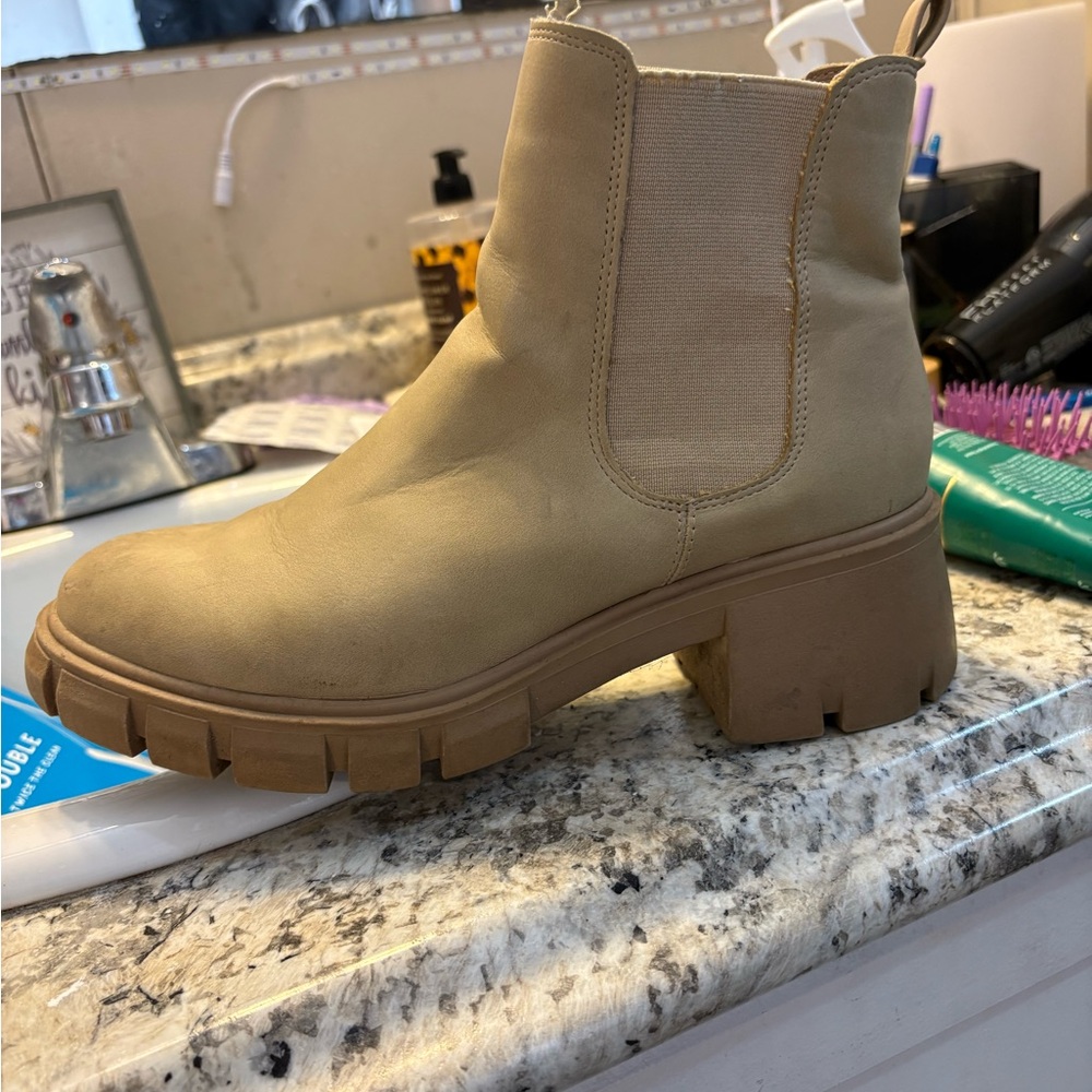 Steve Madden Beige Ankle Boots